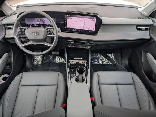 Arkona White 2026 Audi Q3 TFSI quattro S tronic