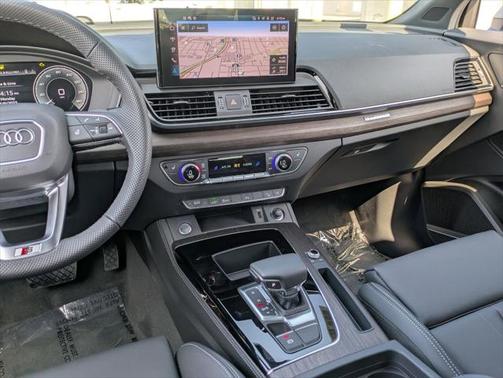 2025 Audi Q5 55 S line Premium Plus