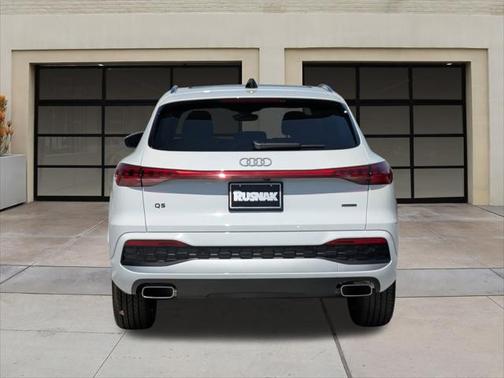 2025 Audi Q5 Premium