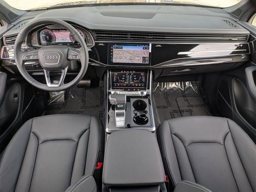 2026 Audi Q7 55 Premium Plus