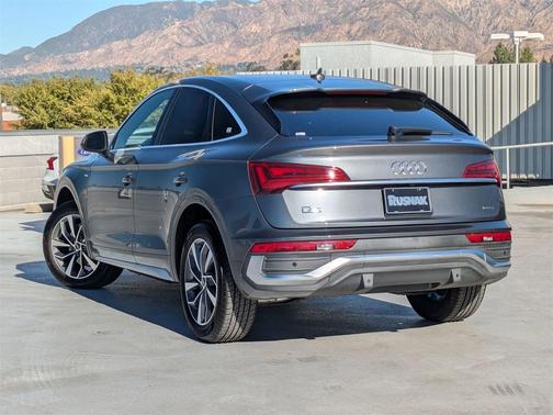 2023 Audi Q5 45 S line Premium
