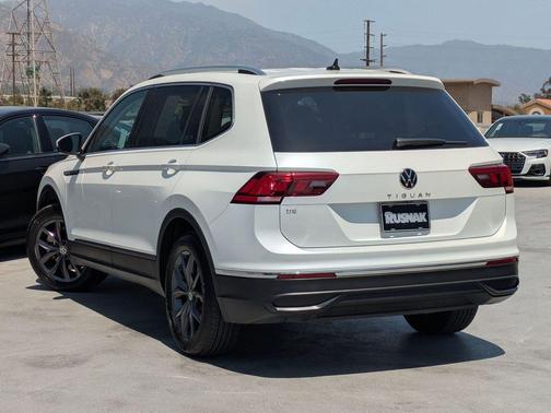 Opal White 2023 Volkswagen Tiguan 2.0T SE