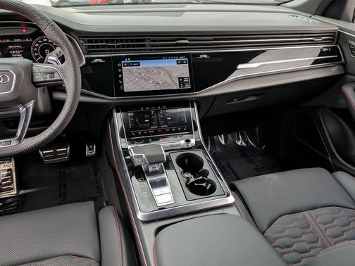 2026 Audi RS Q8 4.0T