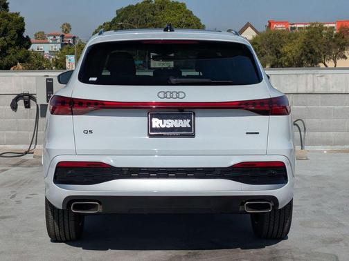 Glacier White 2025 Audi Q5 Premium TFSI quattro S tronic