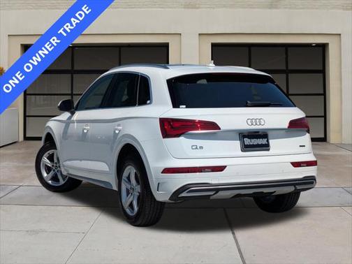 2022 Audi Q5 40 Premium
