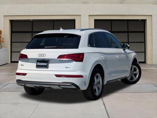 2022 Audi Q5 40 Premium