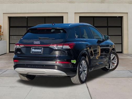 2023 Audi Q4 e-tron Premium Plus 40 RWD