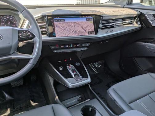 2025 Audi Q4 e-tron Sportback Premium 55 quattro