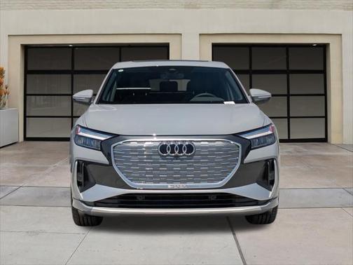 2025 Audi Q4 e-tron Sportback Premium 55 quattro
