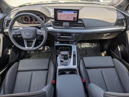2025 Audi Q5 45 S line Premium Plus