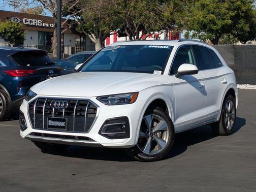 Ibis White 2023 Audi Q5 40 Premium Plus