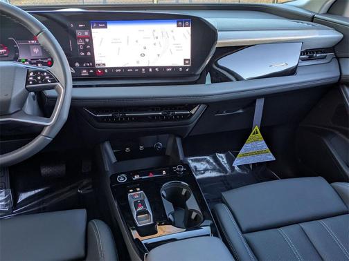 2025 Audi Q6 e-tron Premium Plus quattro