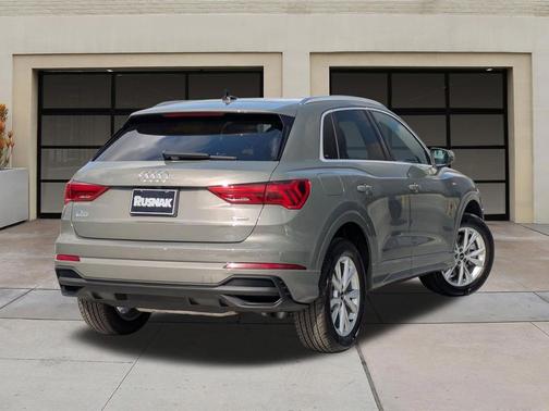 Chronos Gray Metallic 2025 Audi Q3 Premium 45 TFSI S line quattro Tiptronic