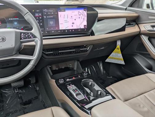 2025 Audi Q6 e-tron Premium Plus quattro