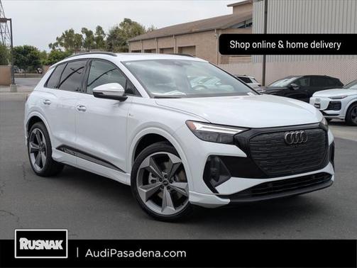 2025 Audi Q4 e-tron Premium Plus 55 quattro