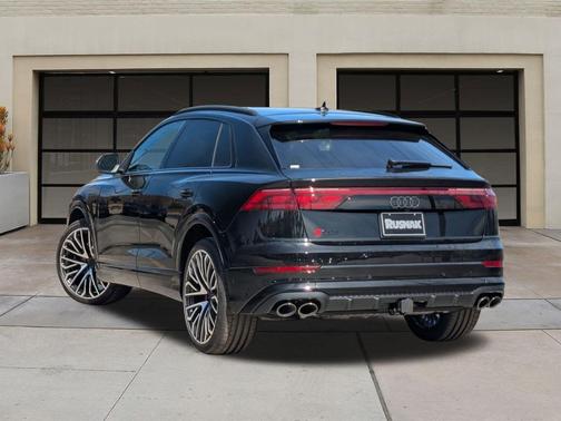 2026 Audi SQ8 4.0T Prestige