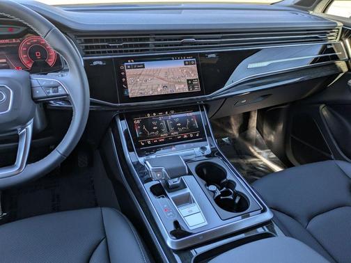 2026 Audi Q7 55 Premium Plus