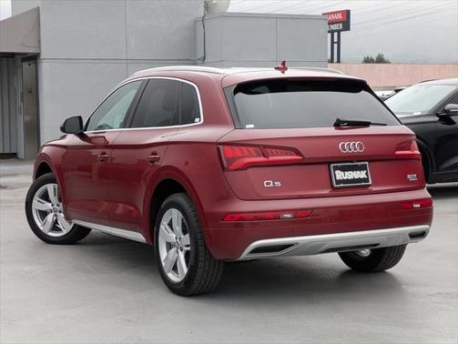 2018 Audi Q5 2.0T Premium Plus