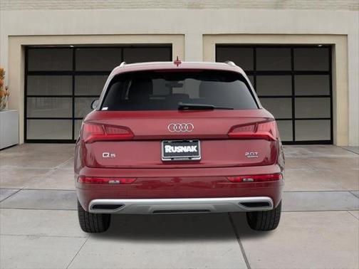 2018 Audi Q5 2.0T Premium Plus