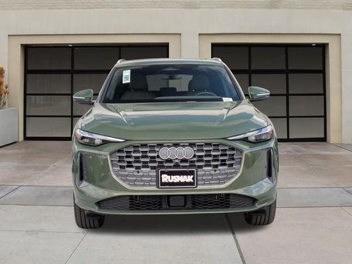 2025 Audi Q5 Premium TFSI quattro S tronic