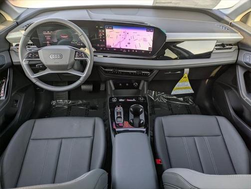 2025 Audi Q6 e-tron Premium quattro