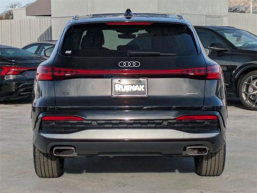 2025 Audi Q5 Premium TFSI quattro S tronic