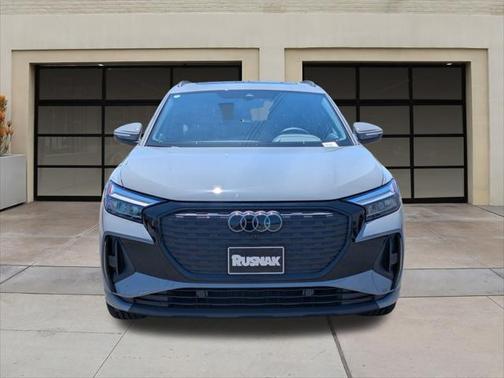 2025 Audi Q4 e-tron Premium Plus 55 quattro