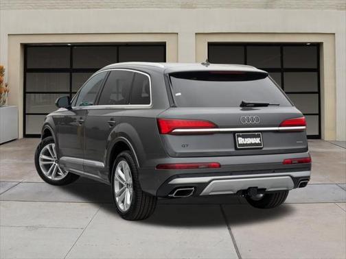 2025 Audi Q7 55 Premium Plus