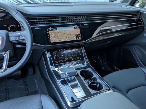 2026 Audi Q7 55 Premium Plus