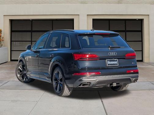 2026 Audi Q7 55 Premium Plus