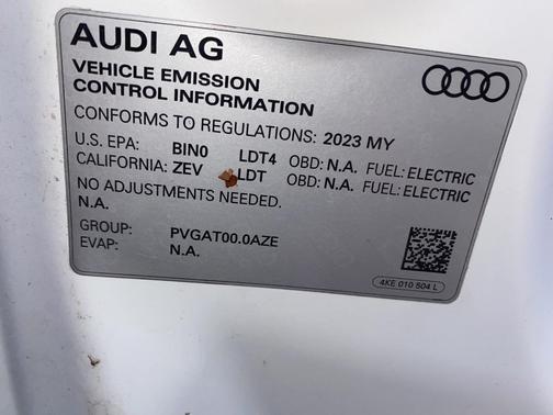 2023 Audi e-tron Premium Plus quattro