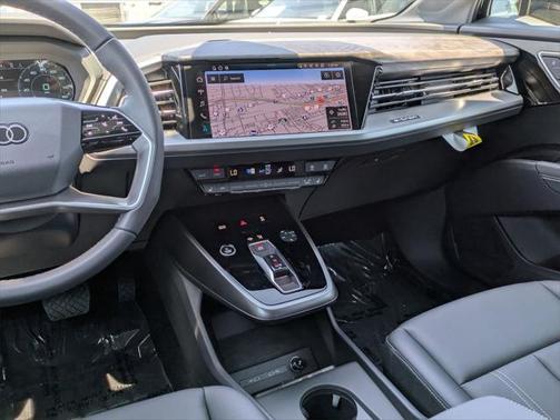 2025 Audi Q4 e-tron Premium 55 quattro