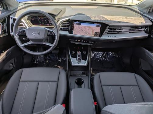2025 Audi Q4 e-tron Premium 55 quattro