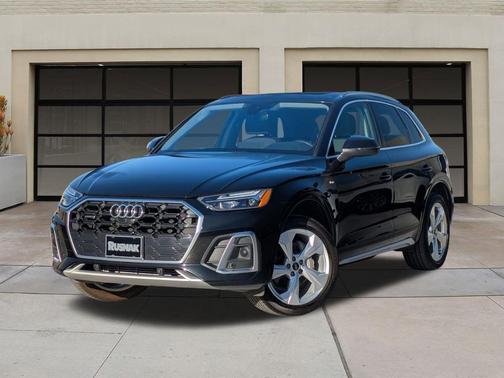 2023 Audi Q5 45 S line Premium Plus