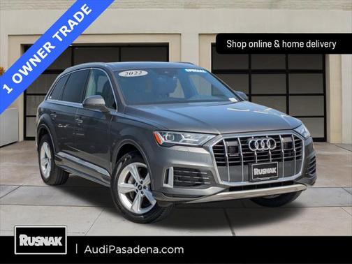 2022 Audi Q7 45 Premium Plus