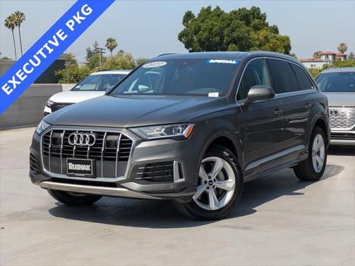 2022 Audi Q7 45 Premium Plus