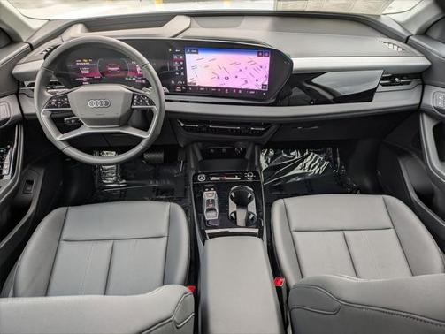 2025 Audi Q6 e-tron Premium Plus quattro
