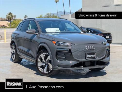 2025 Audi Q6 e-tron Premium quattro