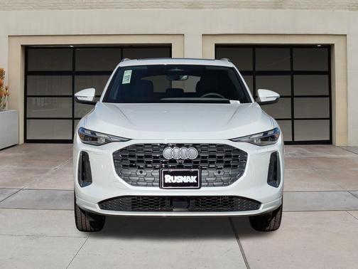 2025 Audi Q5 Premium TFSI quattro S tronic