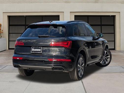 2024 Audi Q5 45 S line Premium