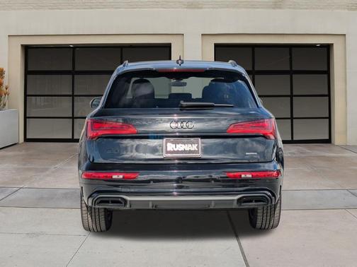 2024 Audi Q5 45 S line Premium