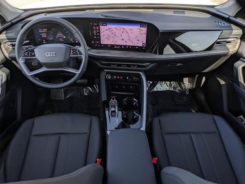 2025 Audi Q5 Premium TFSI quattro S tronic