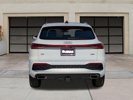 2025 Audi Q5 Premium TFSI quattro S tronic