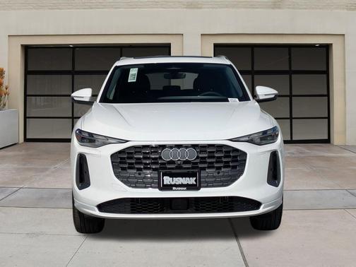 2025 Audi Q5 Premium TFSI quattro S tronic