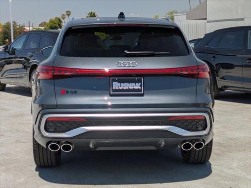2025 Audi SQ5 3.0T Premium Plus