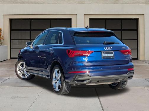2024 Audi Q3 Premium 45 TFSI S line quattro Tiptronic