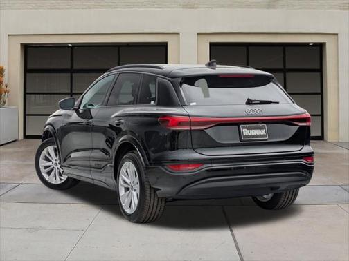 2025 Audi Q6 e-tron Premium