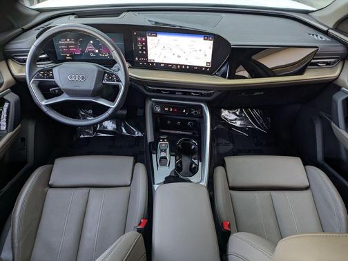 Glacier White 2025 Audi Q5 Premium Plus TFSI quattro S tronic