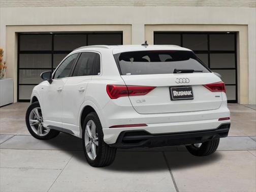 2023 Audi Q3 Premium 45 TFSI S line quattro Tiptronic