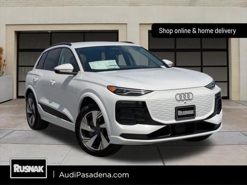 2025 Audi Q6 e-tron Premium quattro
